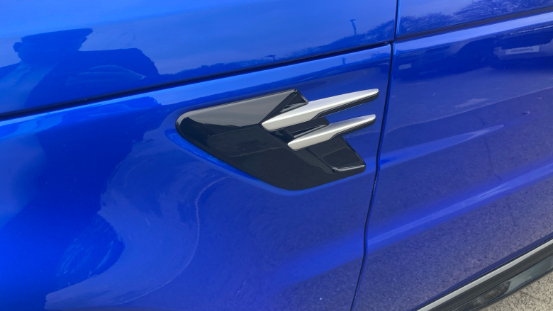 Land Rover Range Rover Sport 3.0 D300 HSE 5dr Auto Diesel Estate